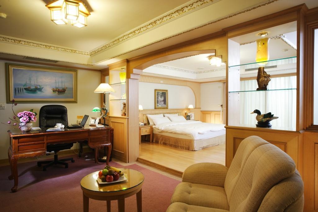 Kingdom Hotel Hsinchu City Eksteriør billede